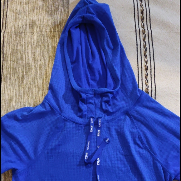 NWOT Fila, blue, long sleeve, hooded, run… - Picture 3 of 6